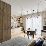 City Center, Studio, 514